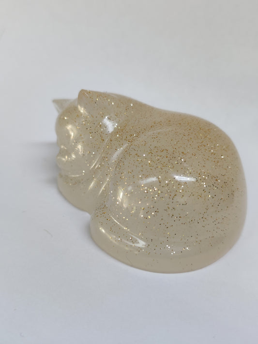 Ikiunta Uinuva kissapatsas, vaalea beige