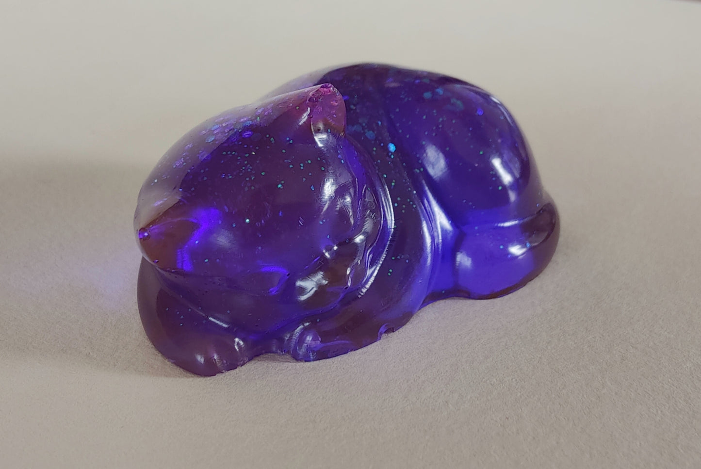 Ikiunta Uinuva, Sinivioletti