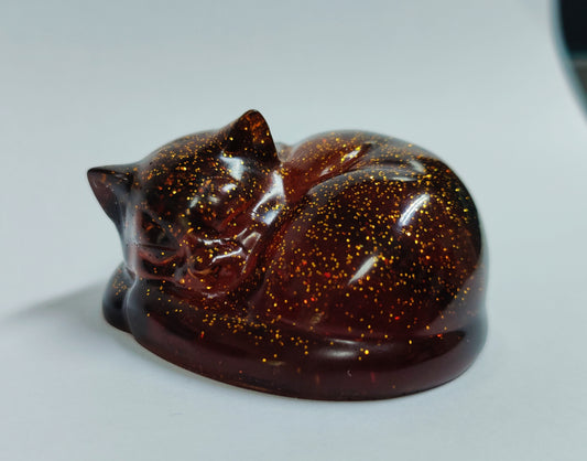 Ikiunta Uinuva kissapatsas, ruskea ja kulta