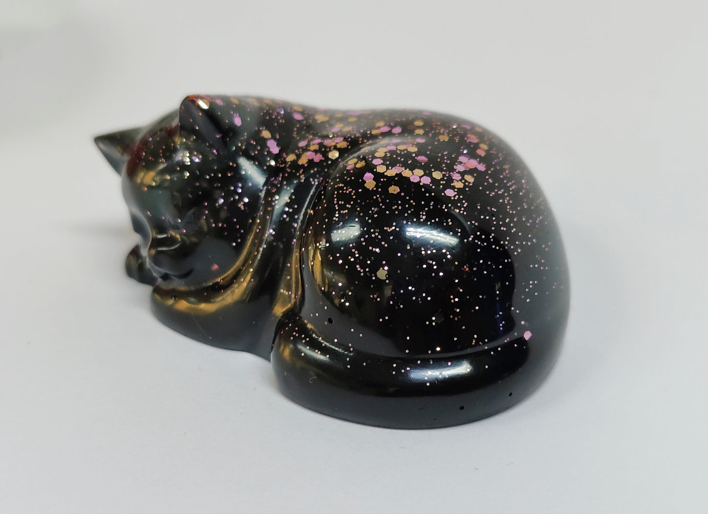 Ikiunta Uinuva kissapatsas, musta ja ruusukulta glitter